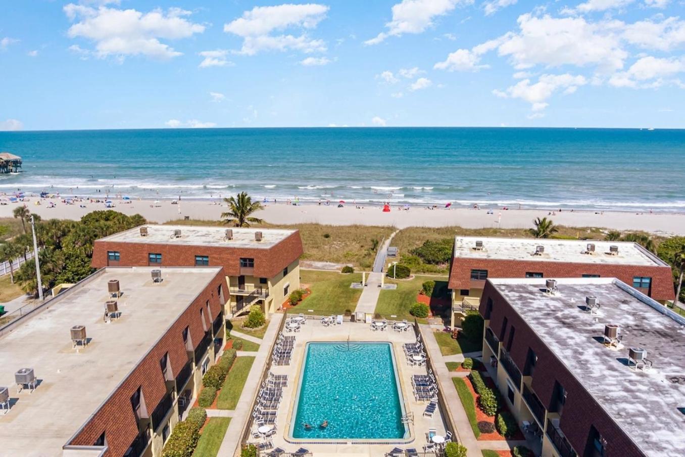 Pier Pressure Beachfront Wpool Коко-Біч Екстер'єр фото