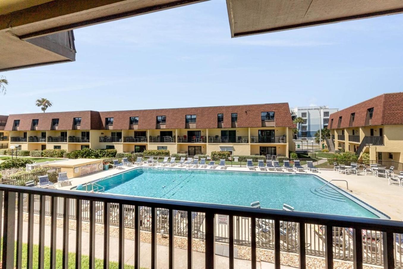 Pier Pressure Beachfront Wpool Коко-Біч Екстер'єр фото